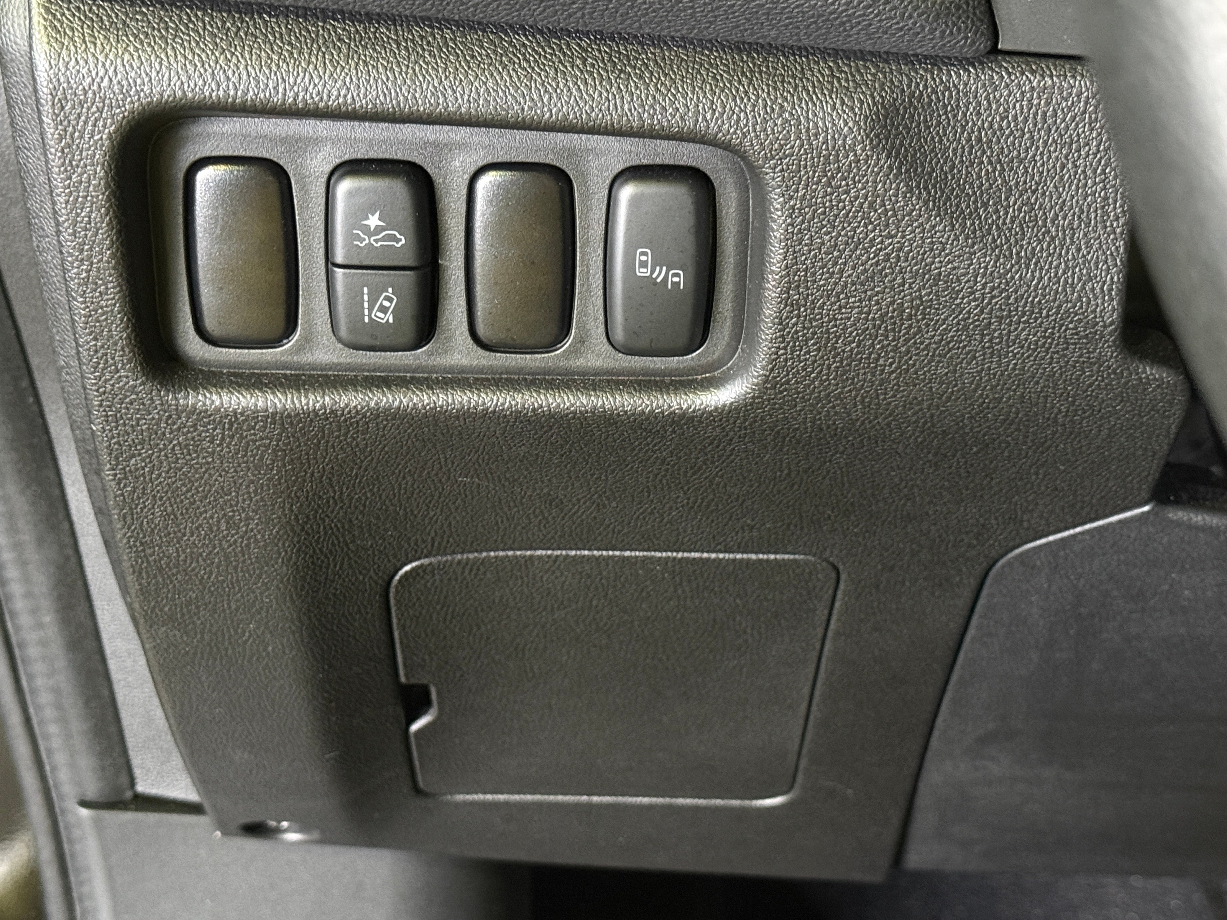 mitsubishi outlander sport 2024 JA4ARVAW6RU020084 image mitsubishi outlander sport 2024 JA4ARVAW6RU020084 image